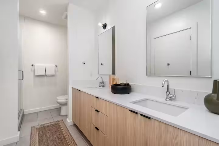 Primary bath with double vanity